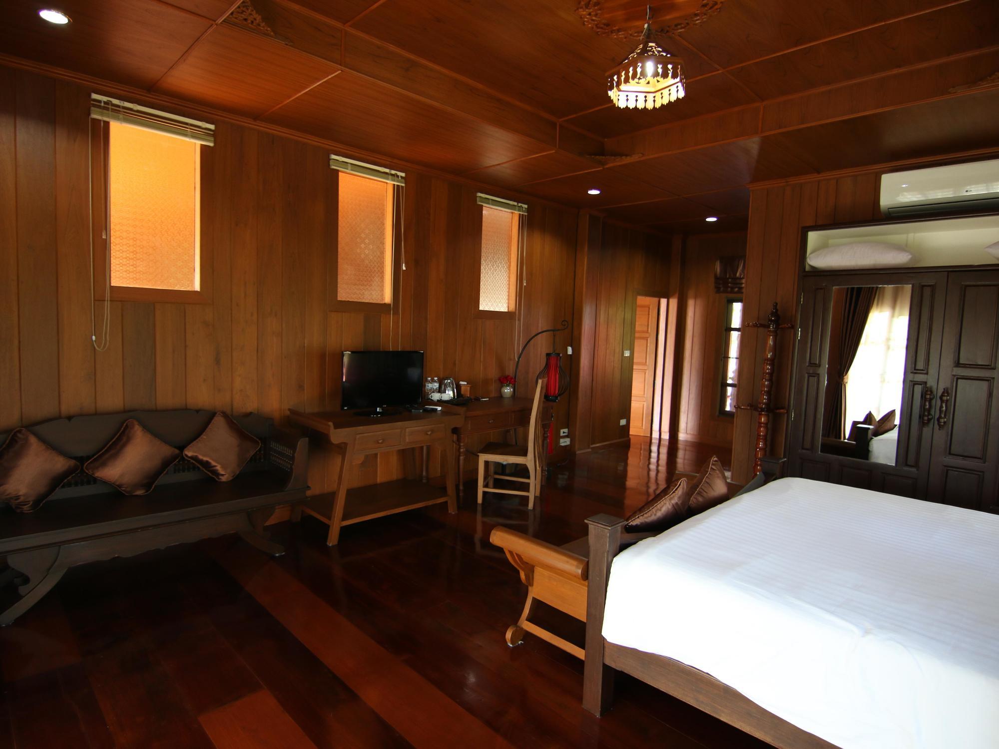 Little-Teak Homestay Csiangmaj Kültér fotó